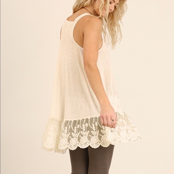 Umgee Sleeveless Racerback Floral Lace Tunic Cream - Picture 2 of 2